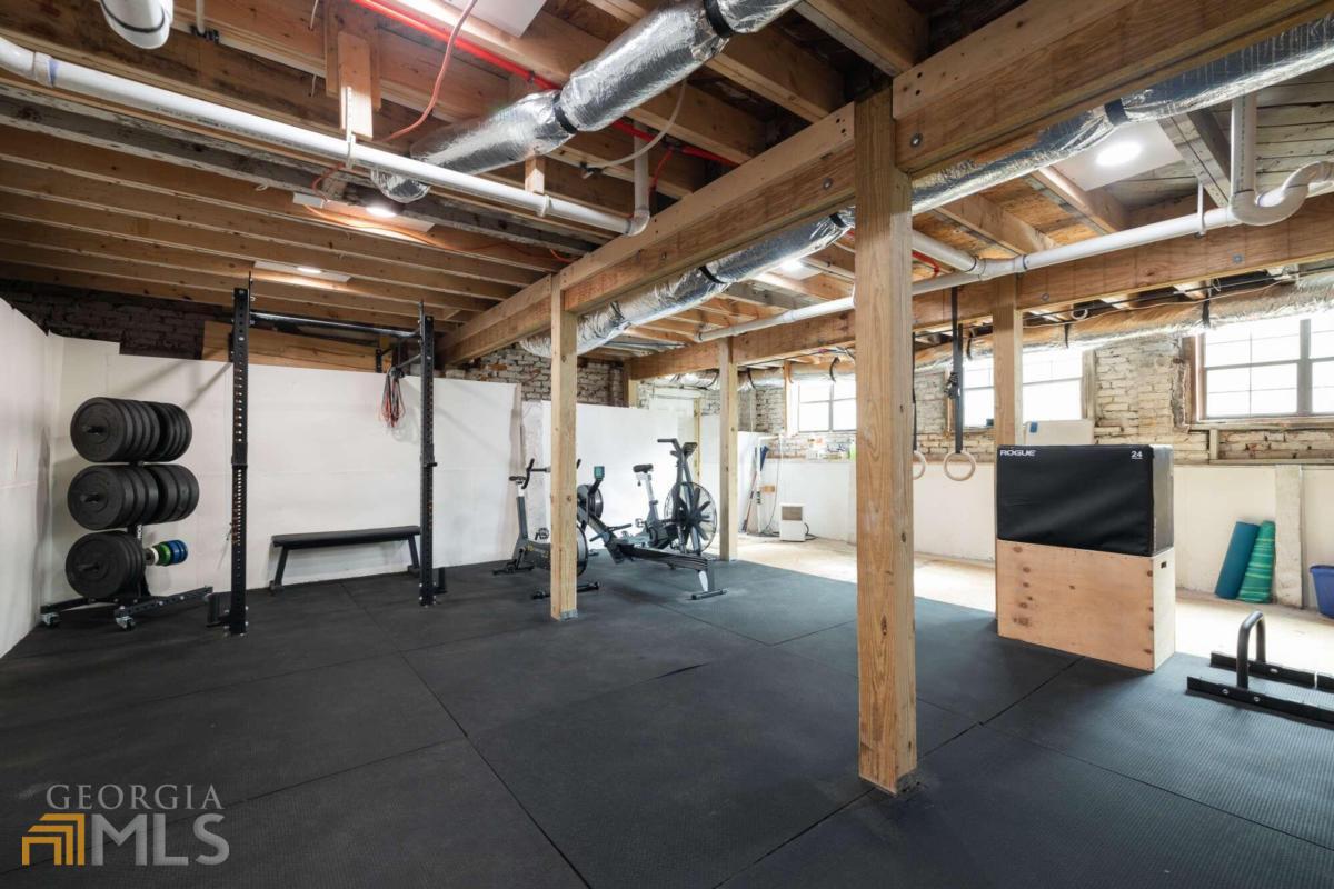 1788 Melrose Drive SW