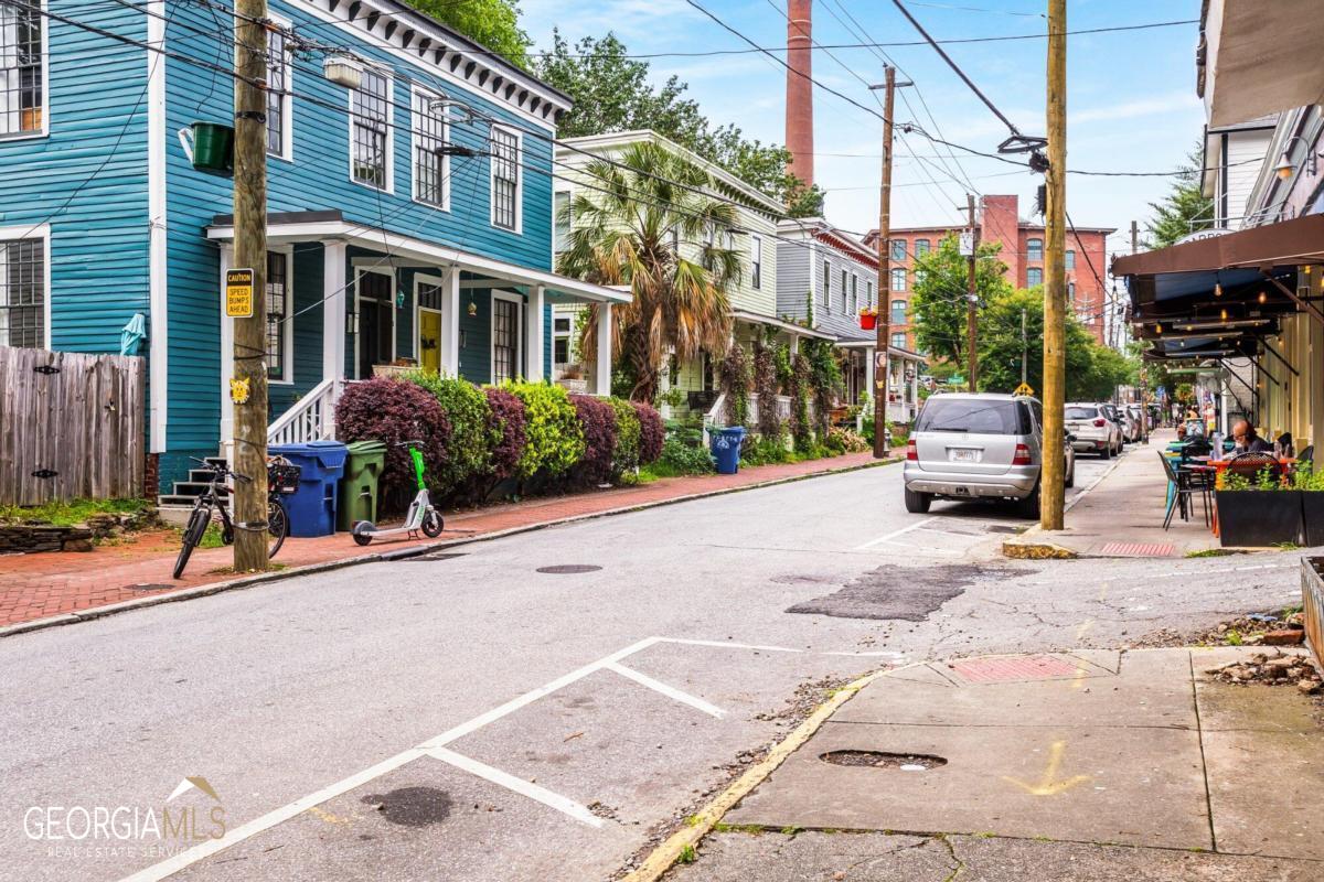 212 Berean Avenue SE # 5