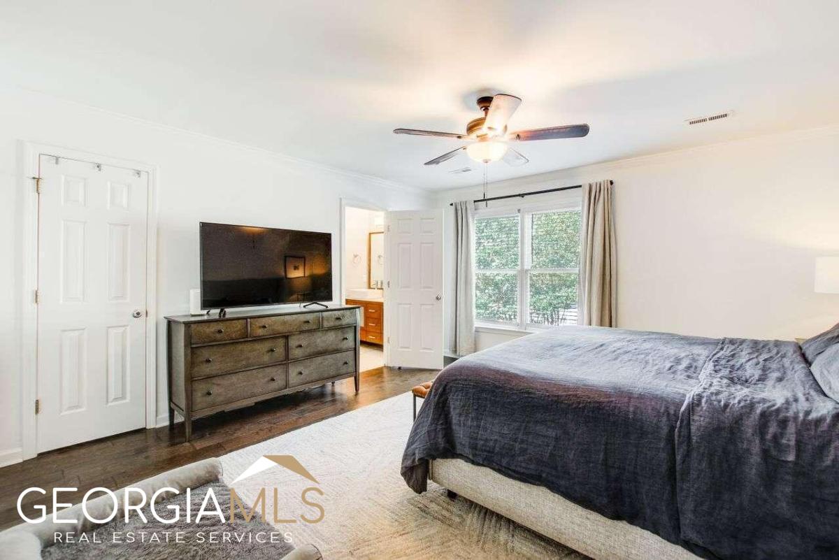 609 Martin Street SE