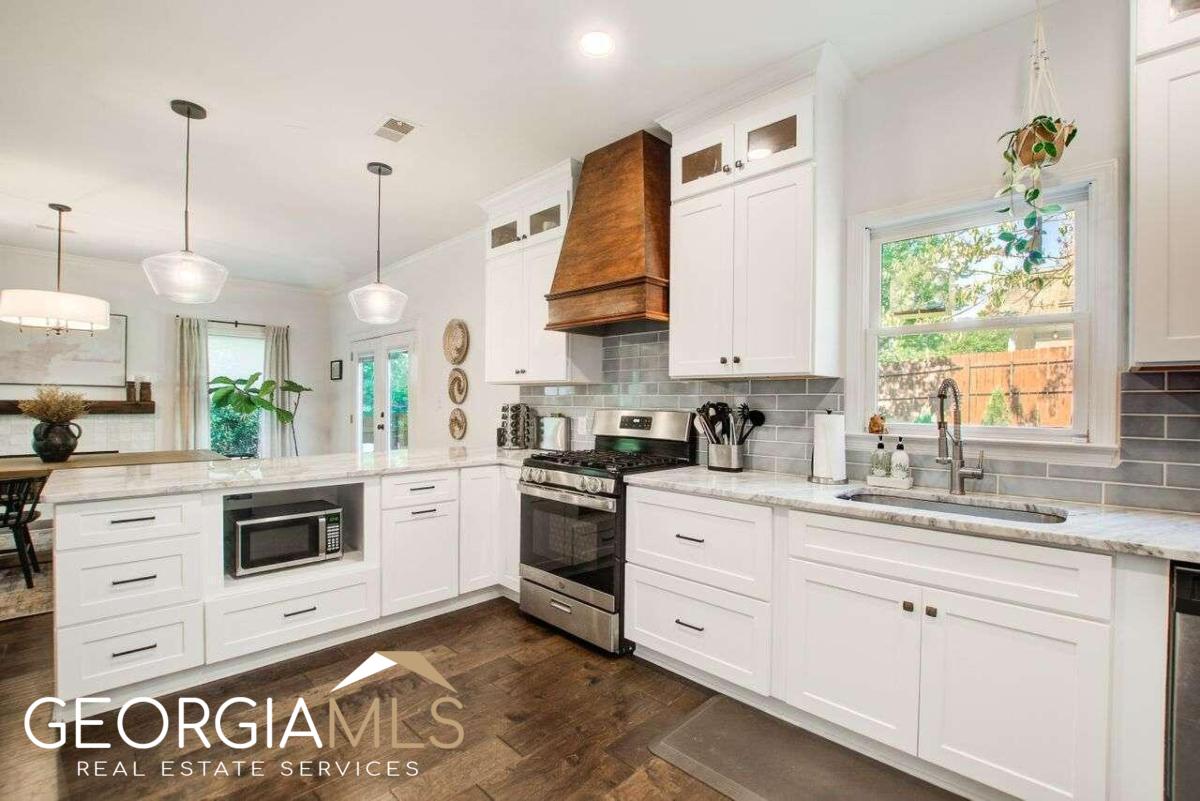 609 Martin Street SE