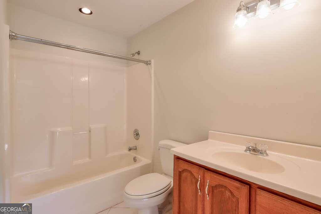 3278 Belmont Glen Drive SE