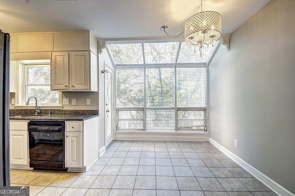 7500 Roswell Road # 58