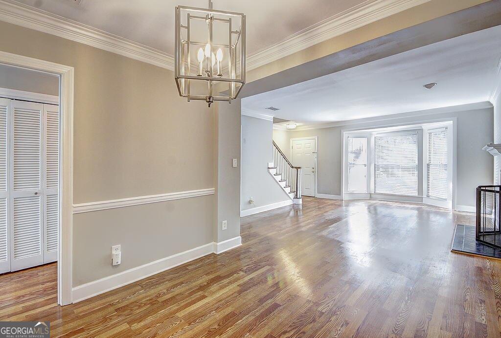 7500 Roswell Road # 58