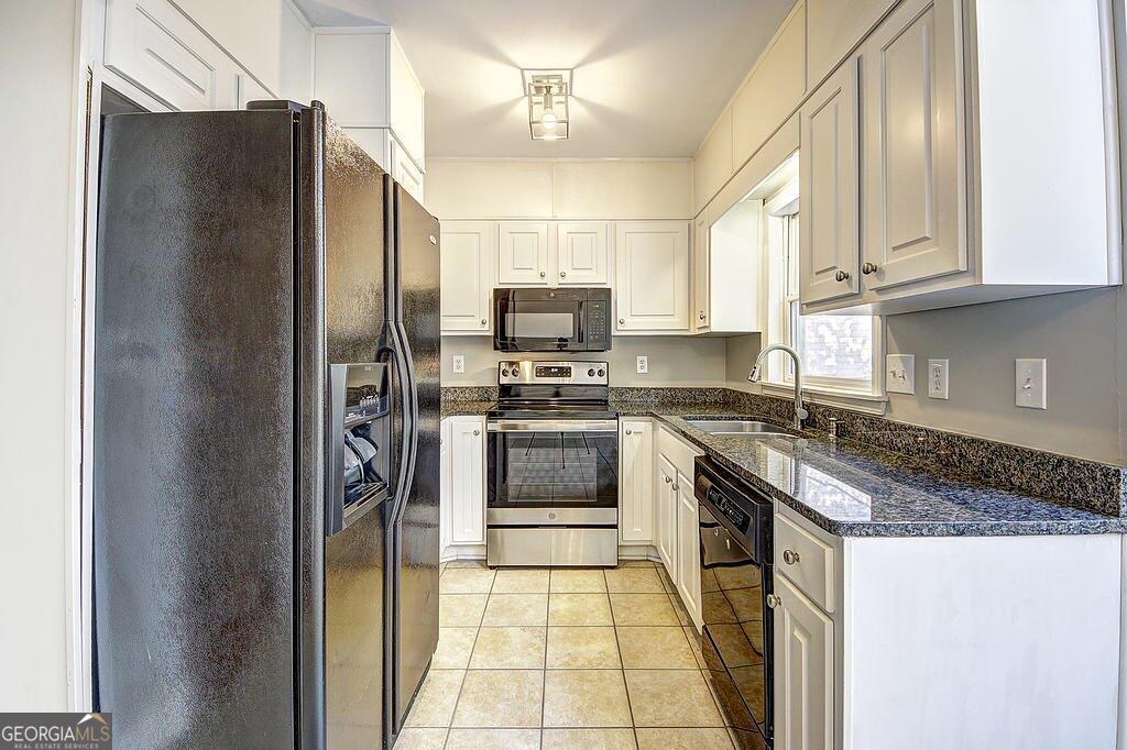 7500 Roswell Road # 58