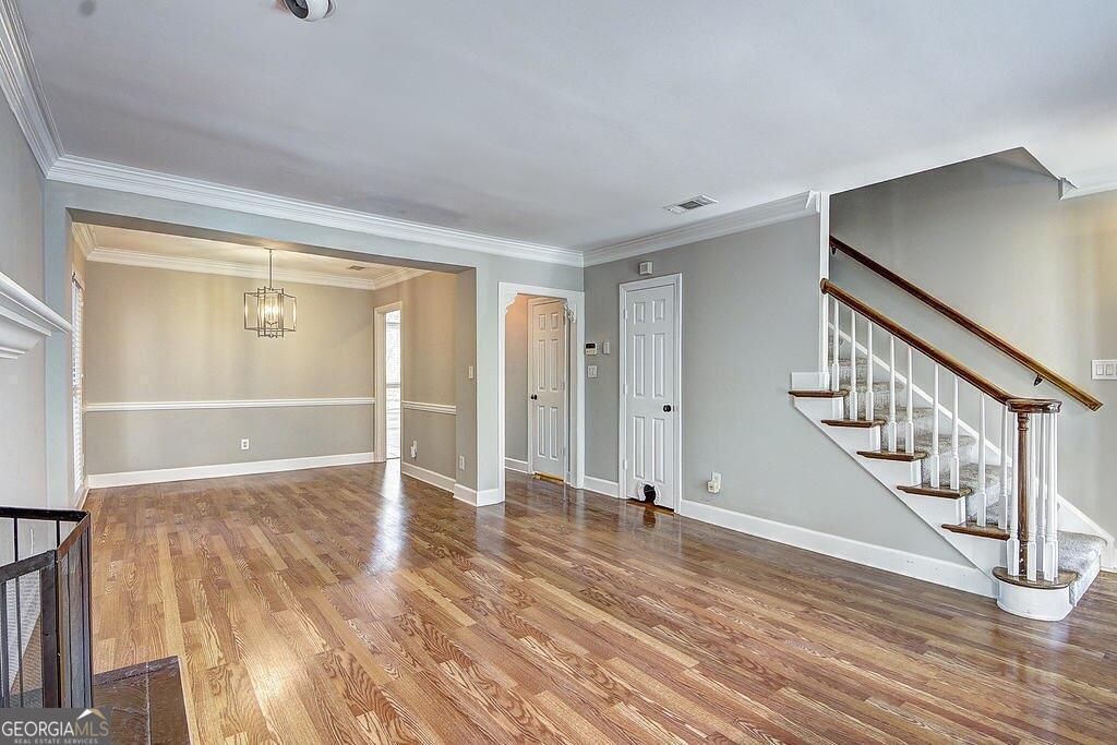 7500 Roswell Road # 58