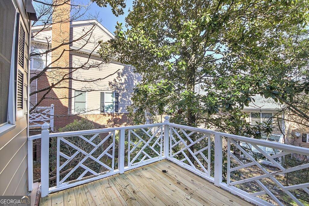 7500 Roswell Road # 58