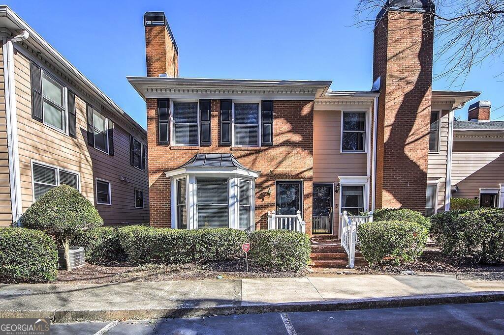 7500 Roswell Road # 58