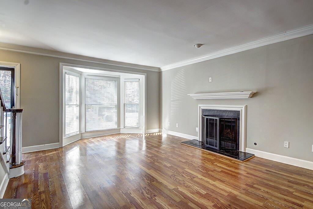 7500 Roswell Road # 58