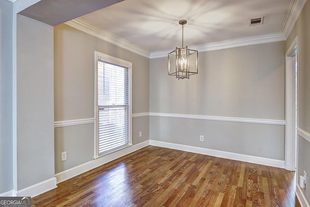 7500 Roswell Road # 58