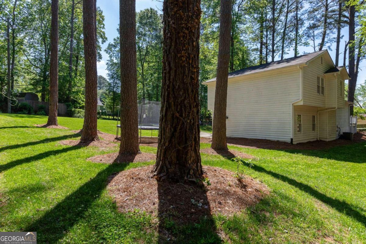 205 Pauline Drive NW