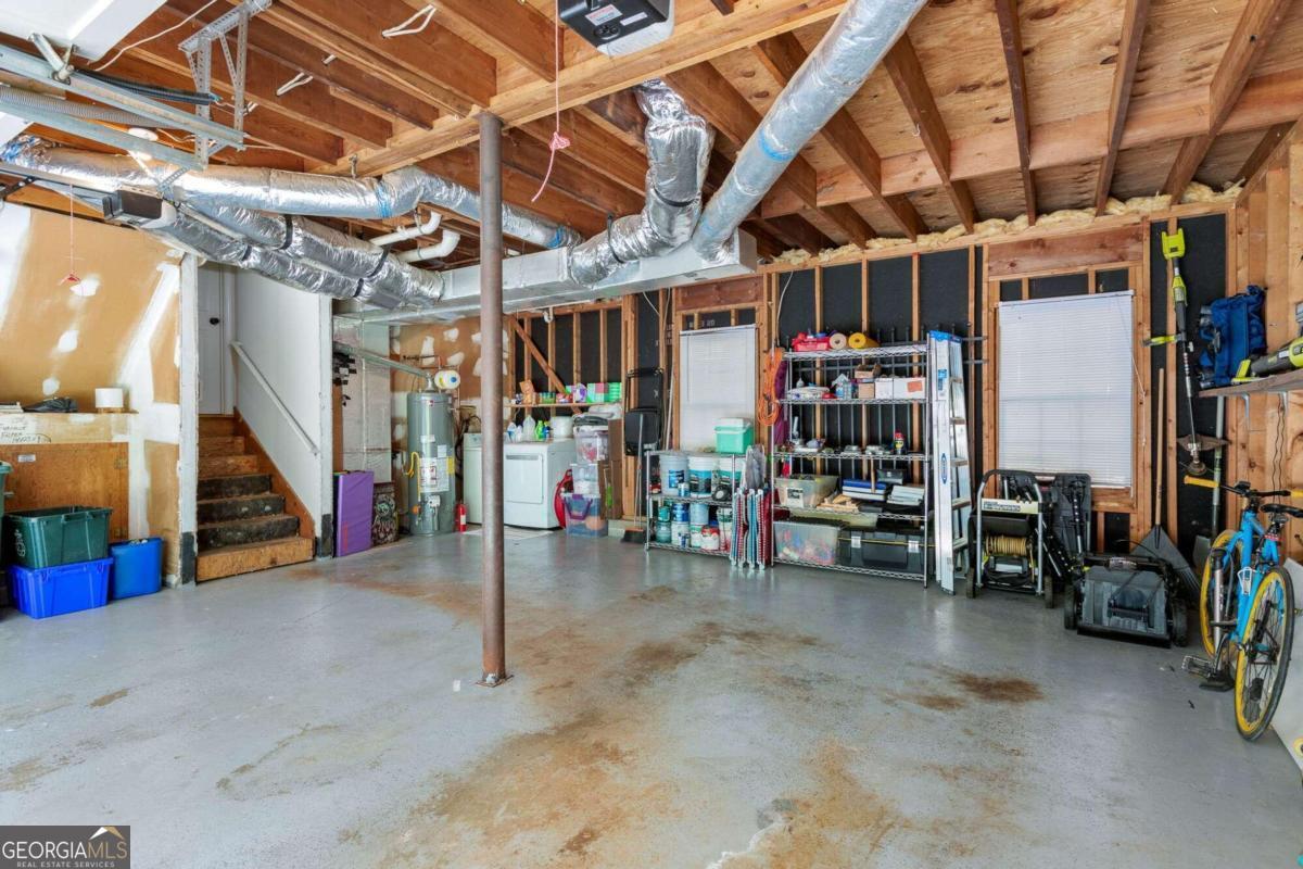 205 Pauline Drive NW