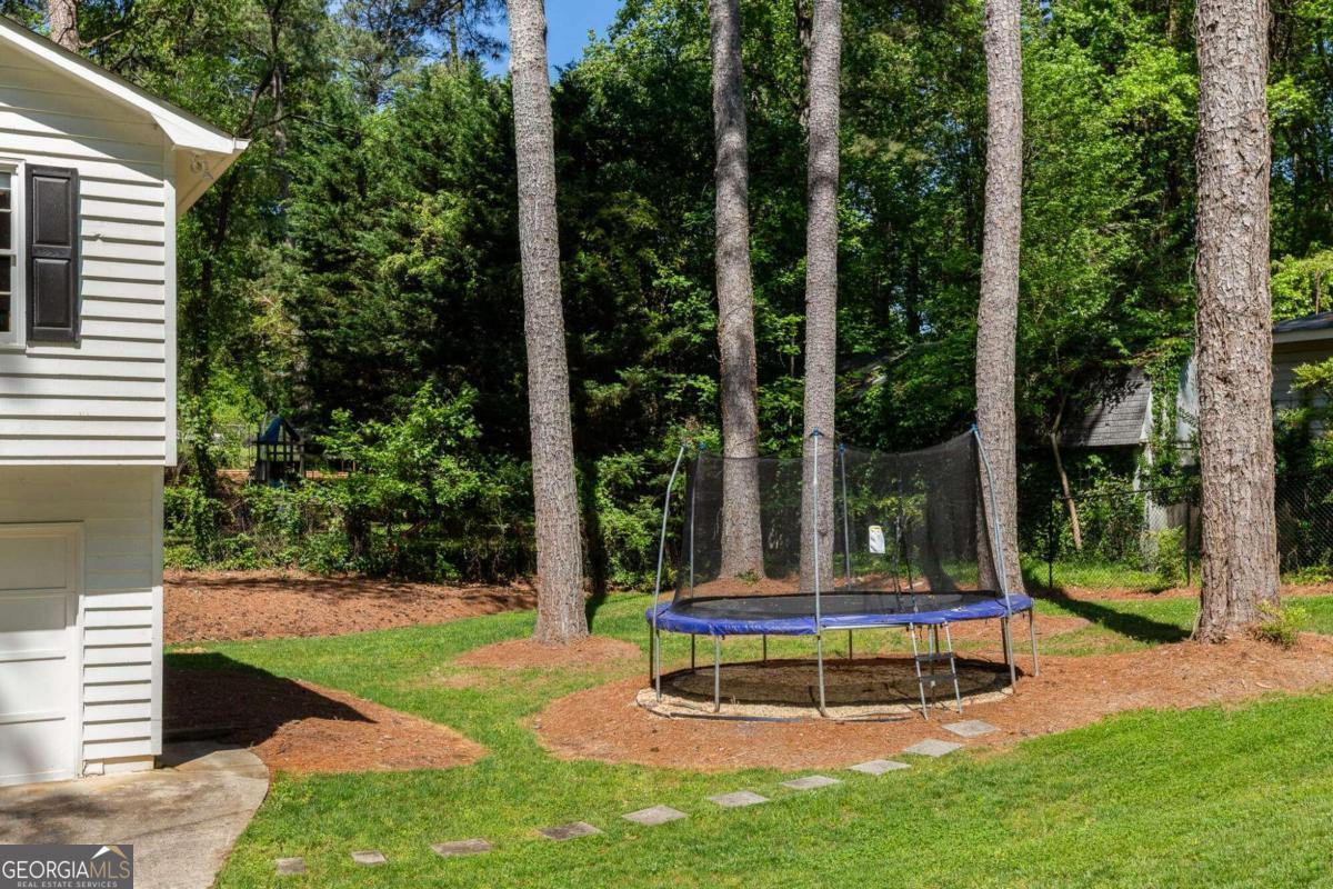 205 Pauline Drive NW