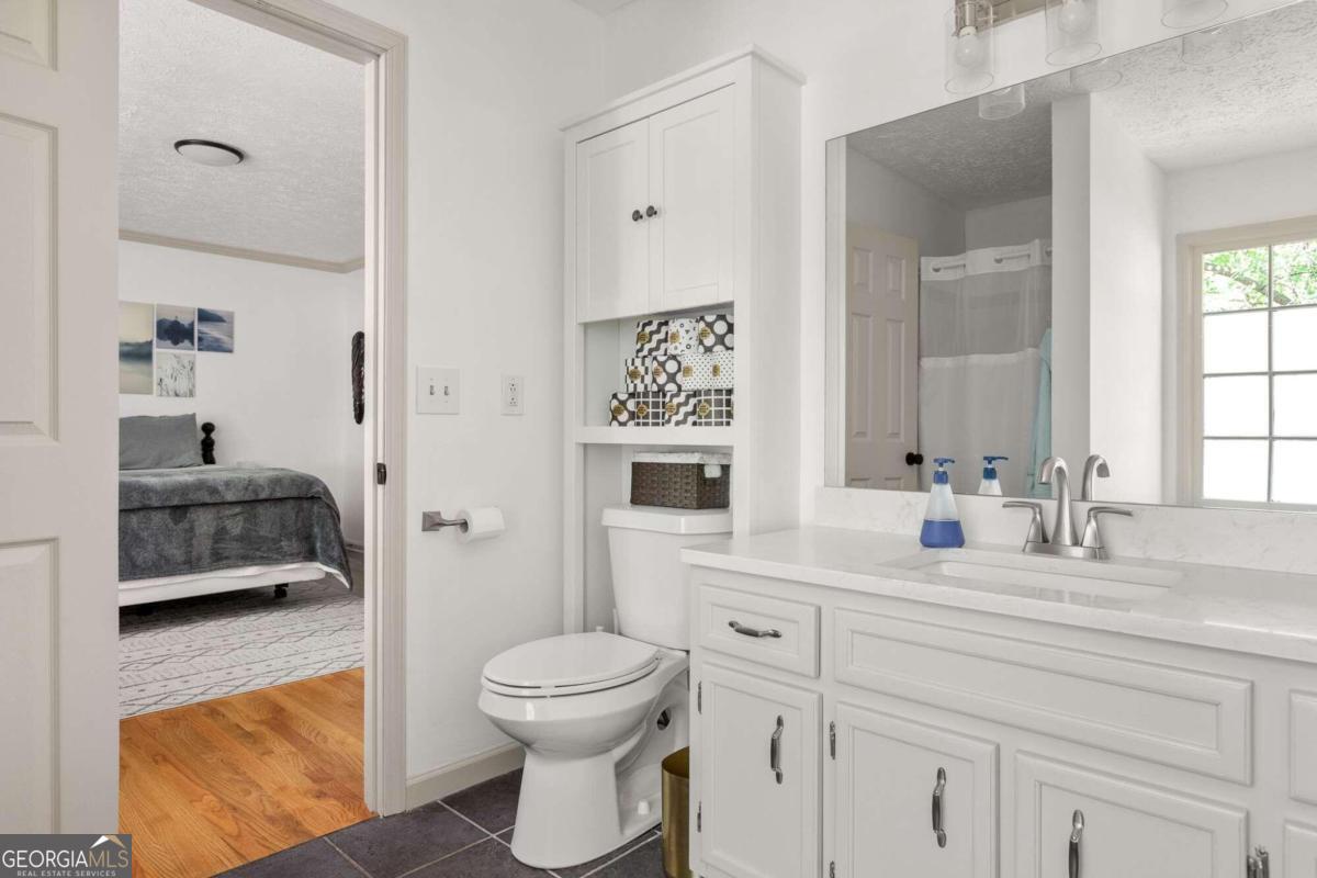 205 Pauline Drive NW