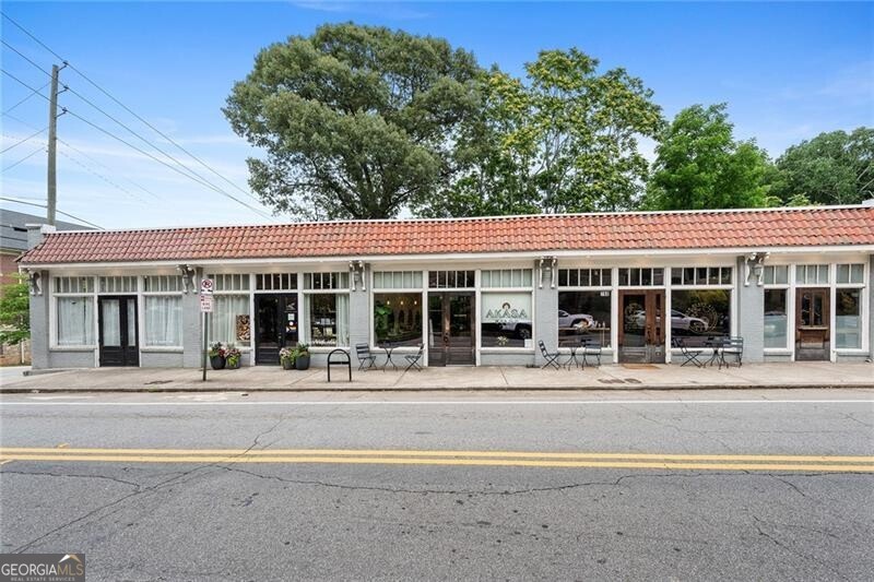 889 Commonwealth Avenue SE