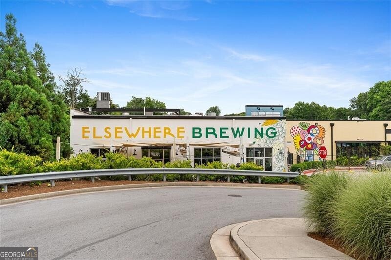 889 Commonwealth Avenue SE