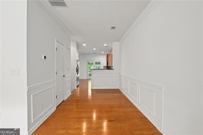 889 Commonwealth Avenue SE