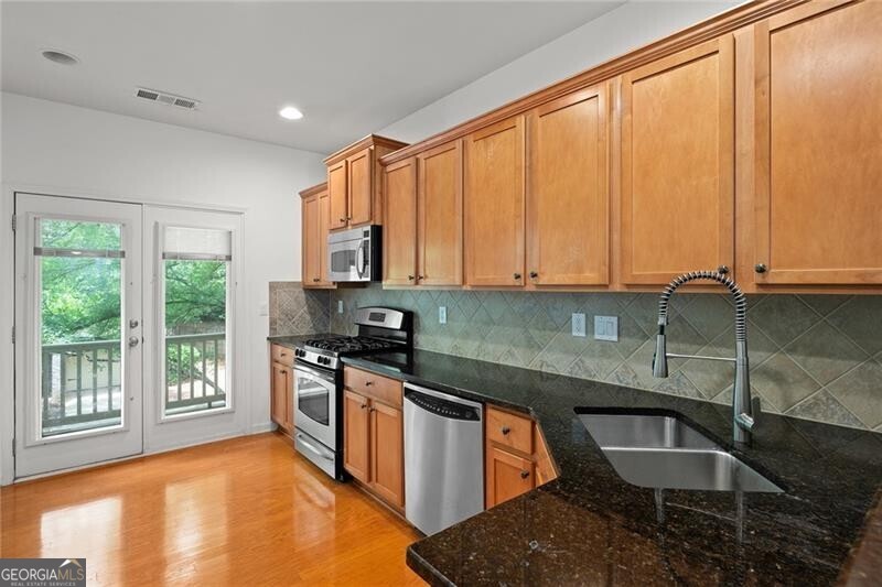 889 Commonwealth Avenue SE