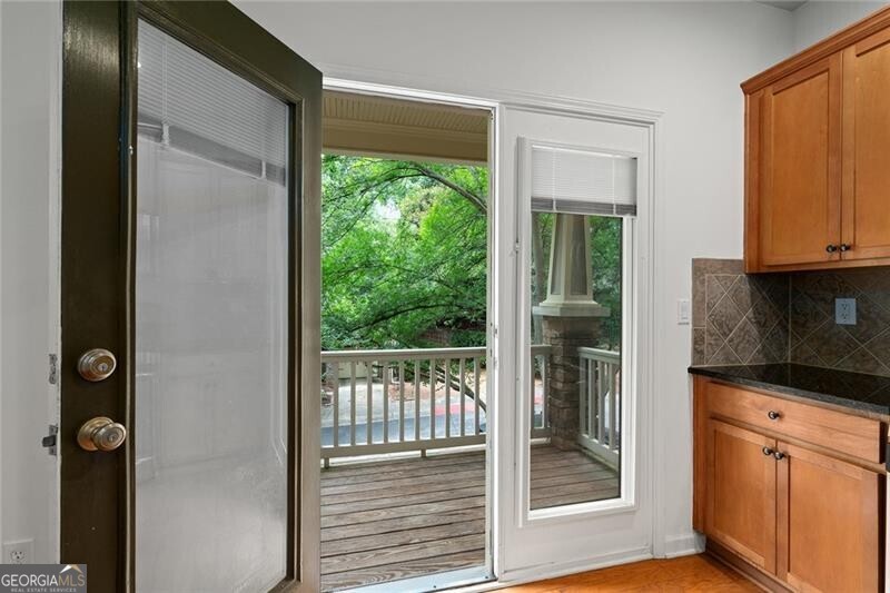 889 Commonwealth Avenue SE