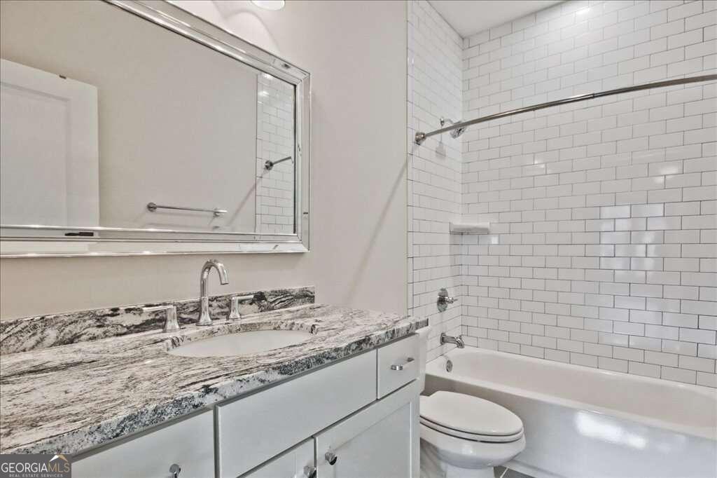 4240 Weaver Street SE