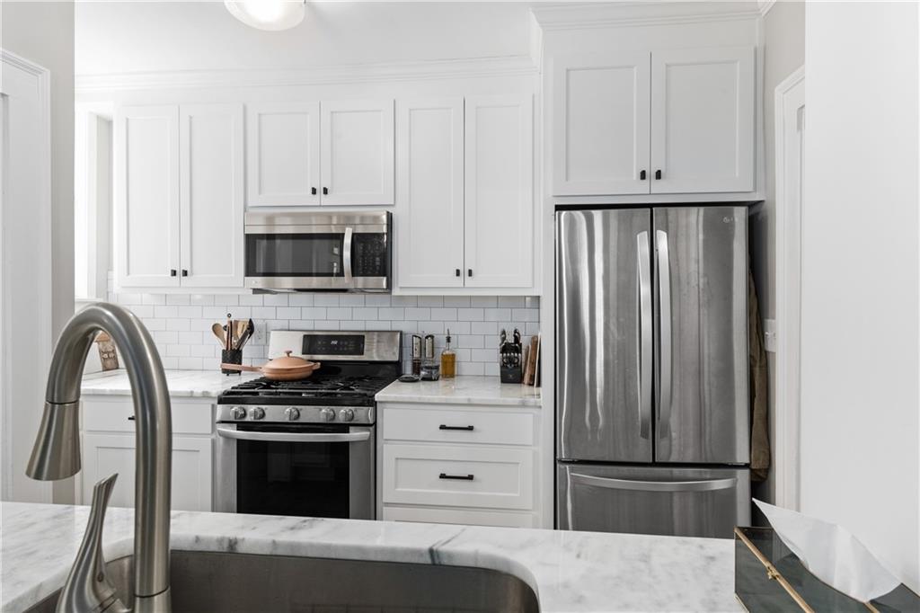 18 Collier Road NW Unit 1