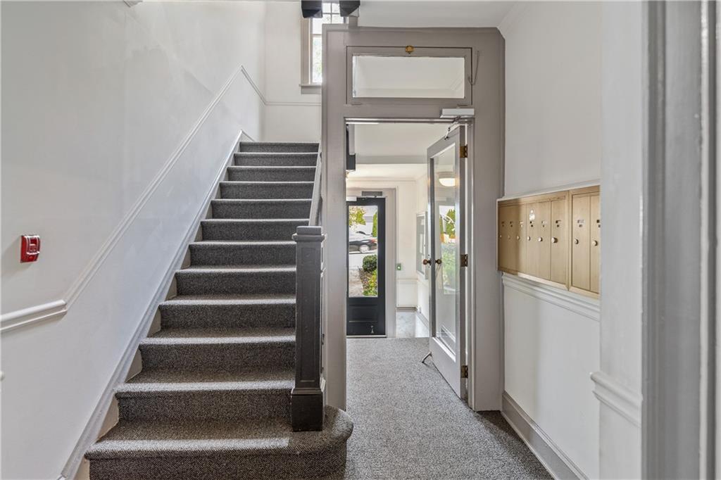 18 Collier Road NW Unit 1