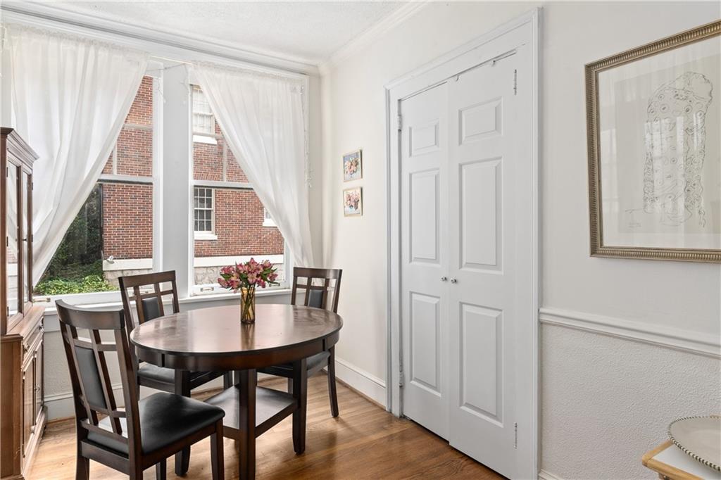 18 Collier Road NW Unit 1