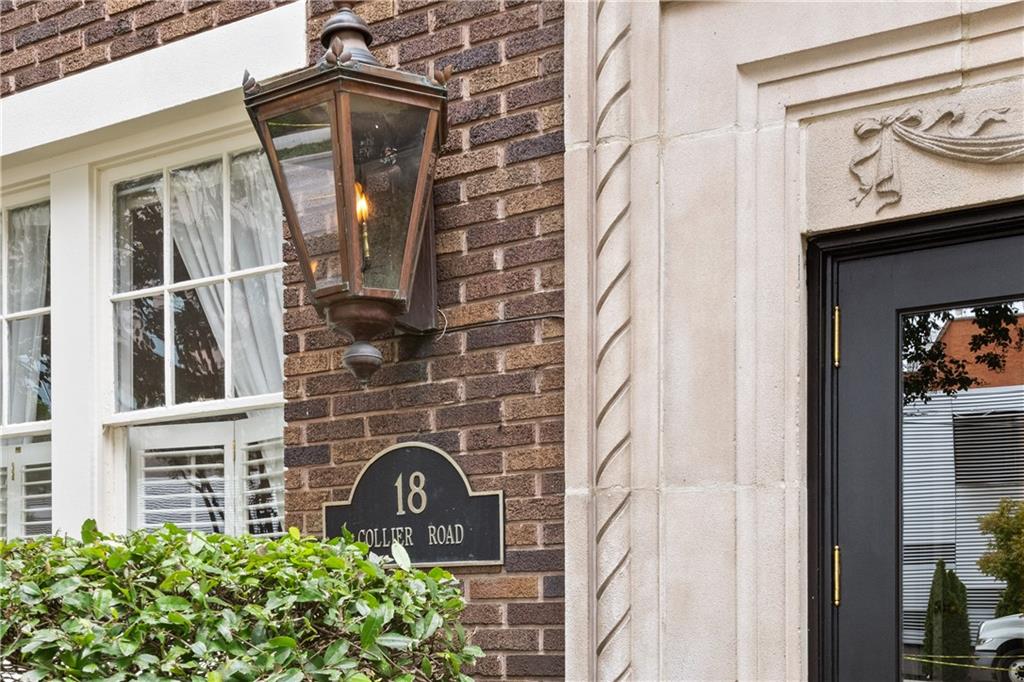 18 Collier Road NW Unit 1