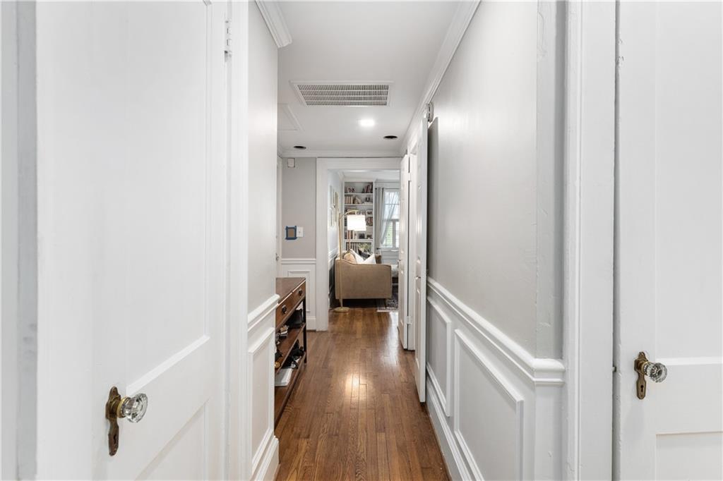 18 Collier Road NW Unit 1