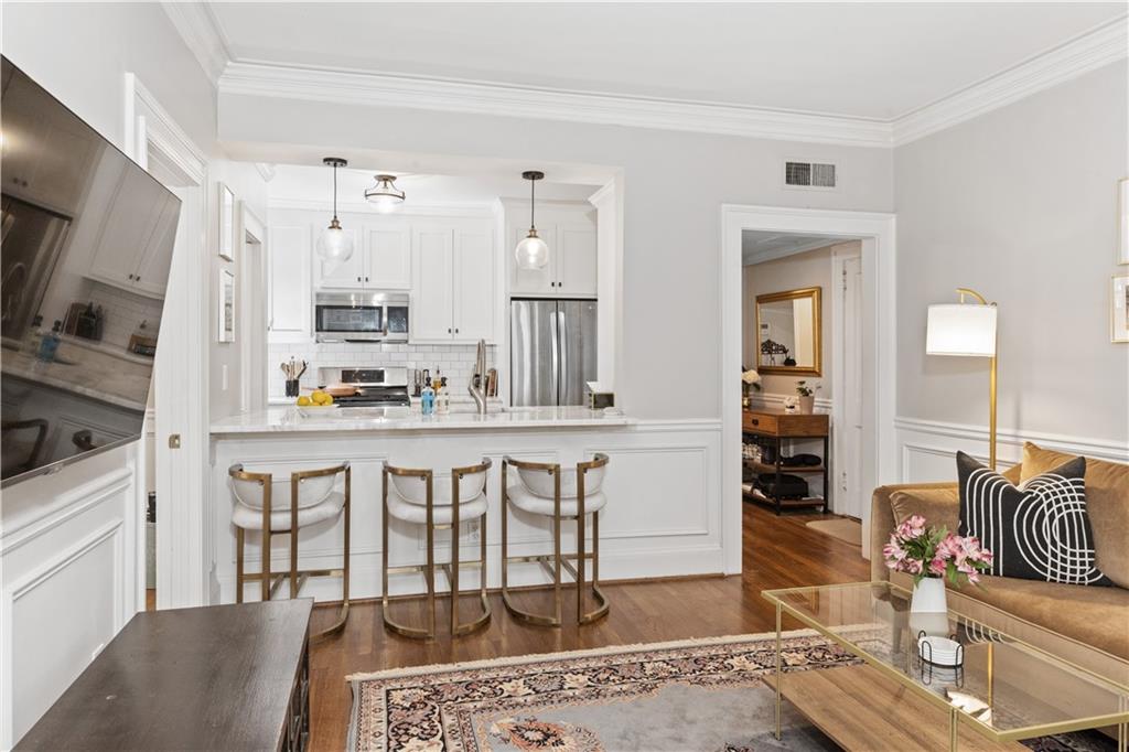 18 Collier Road NW Unit 1