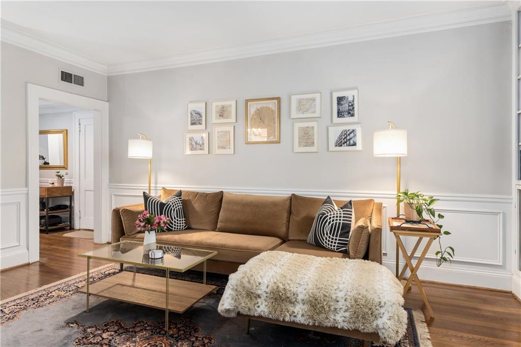 18 Collier Road NW Unit 1