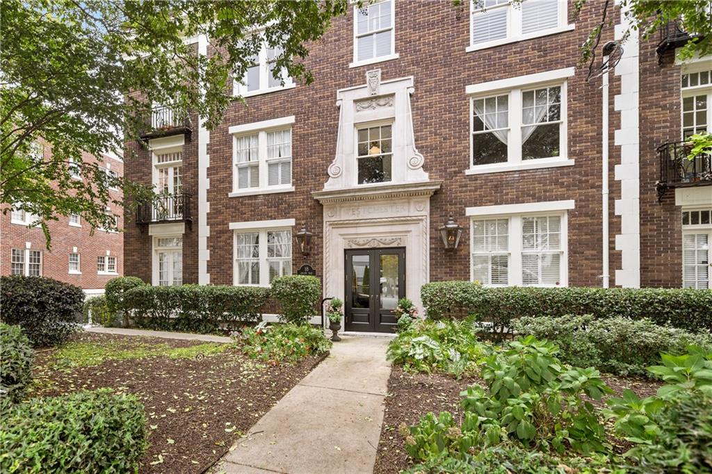 18 Collier Road NW Unit 1