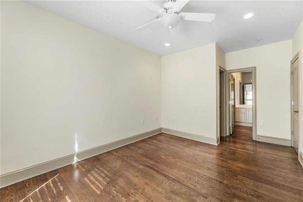 3475 Oak Valley Road NE Unit 160