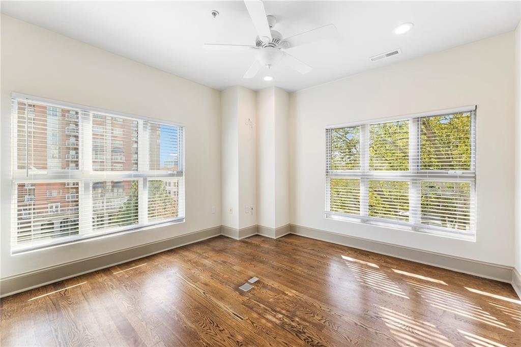 3475 Oak Valley Road NE Unit 160