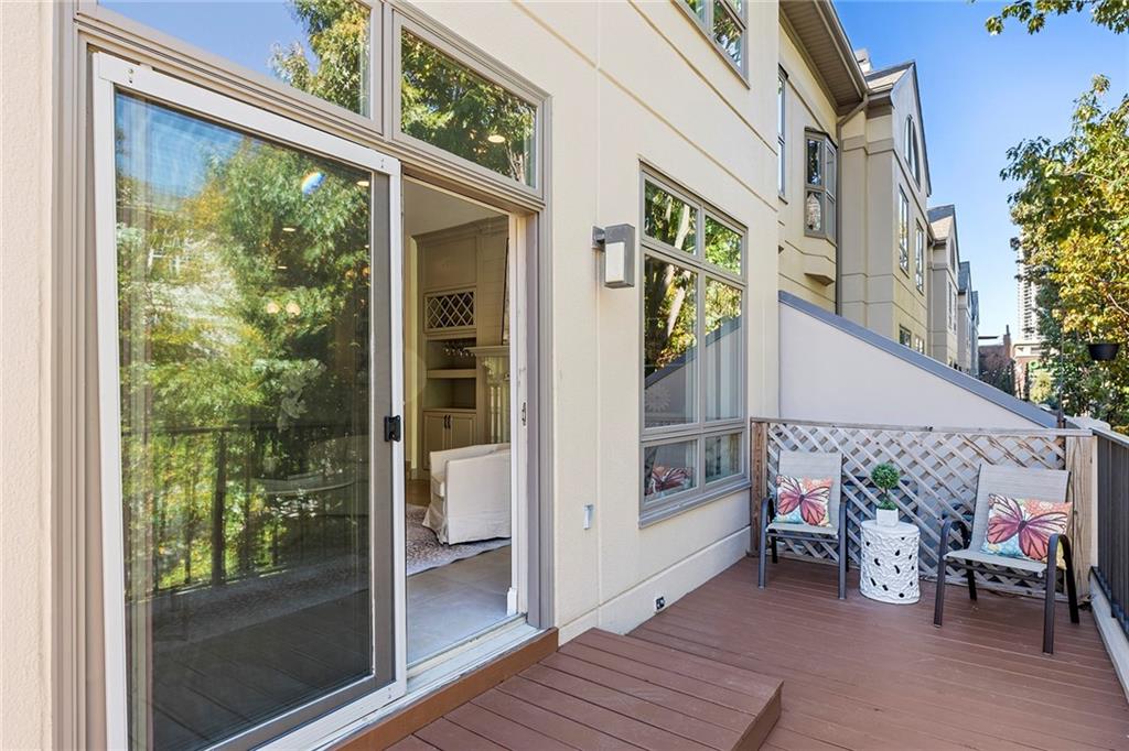 3475 Oak Valley Road NE Unit 160