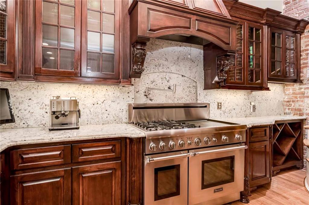 2840 Peachtree Road NW Unit 202