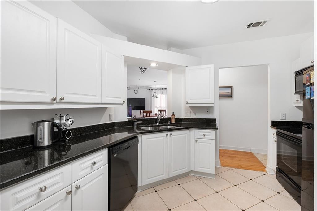 3334 Peachtree Road NE Unit 403