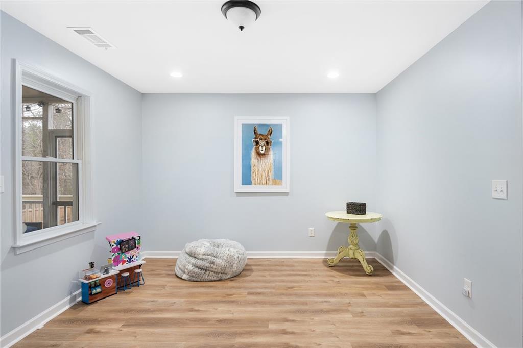 6000 Hampton Bluff Way