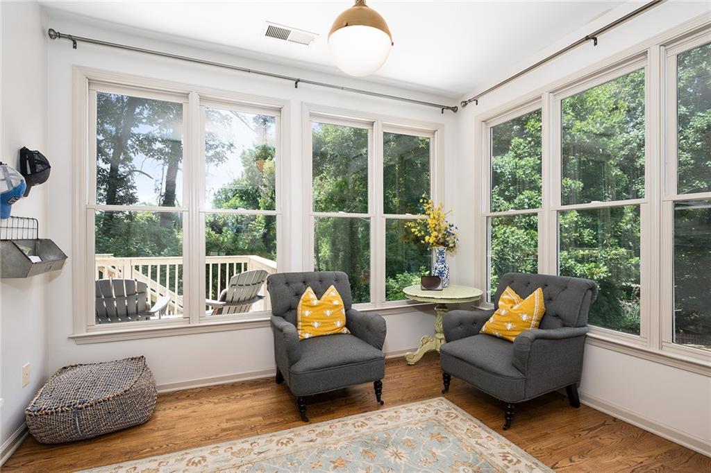 6000 Hampton Bluff Way