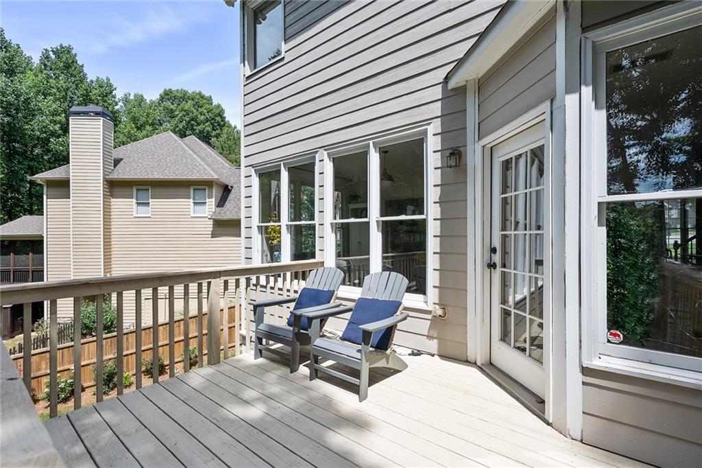 6000 Hampton Bluff Way