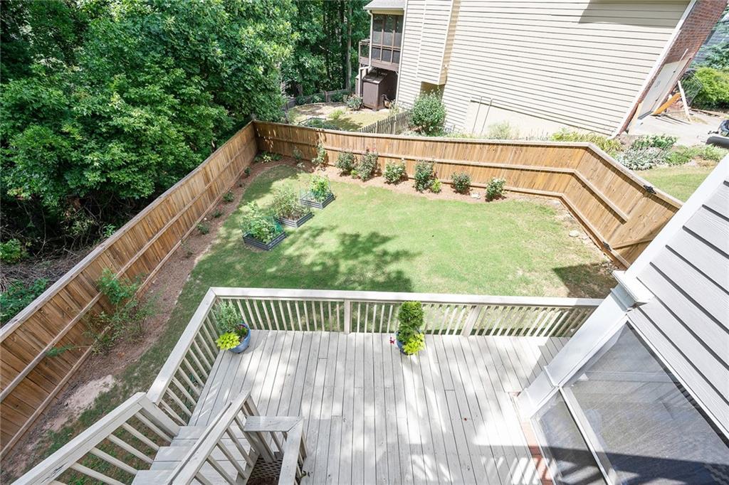 6000 Hampton Bluff Way