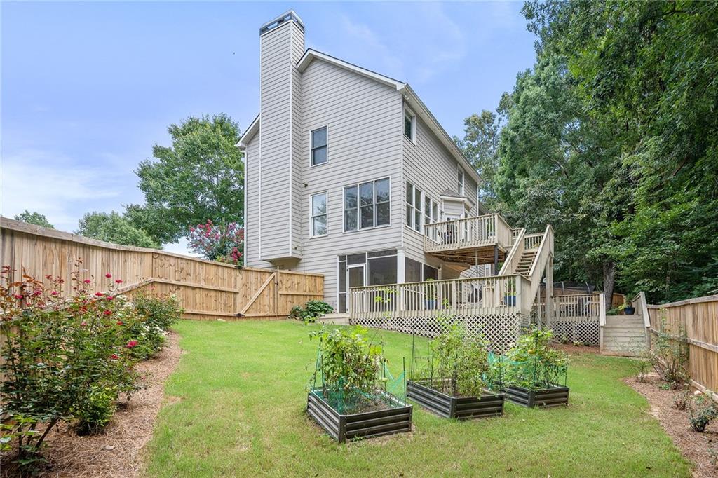 6000 Hampton Bluff Way