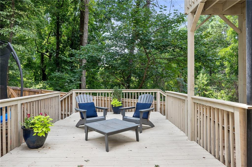 6000 Hampton Bluff Way