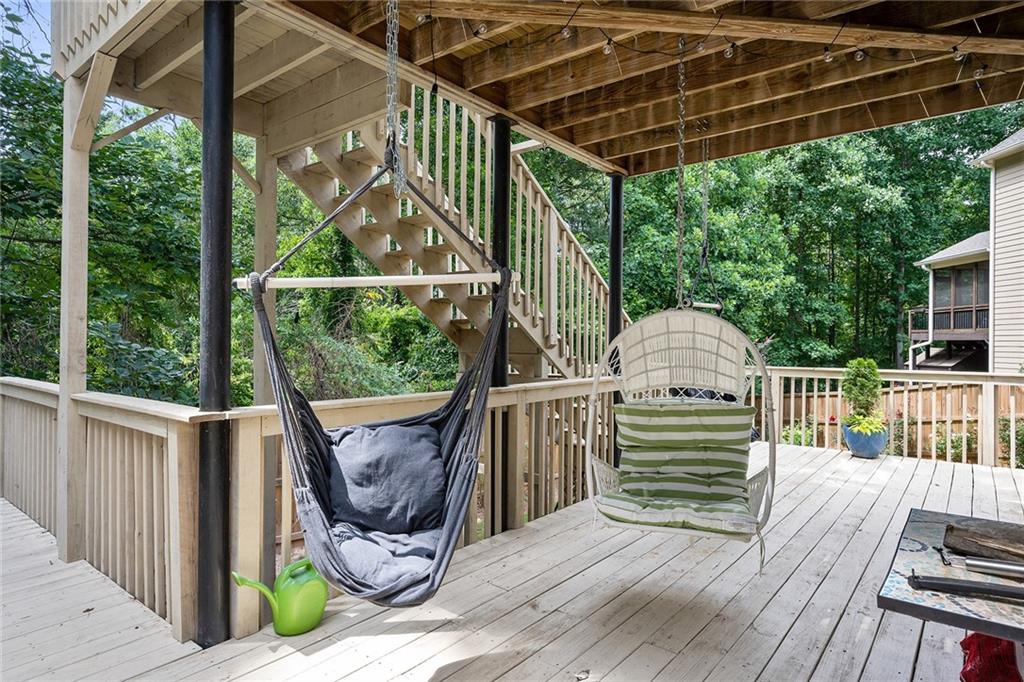 6000 Hampton Bluff Way