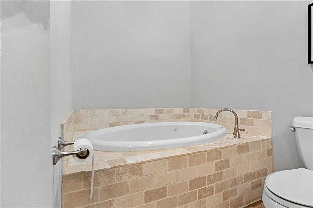 3259 Buckhead Forest Mews NE