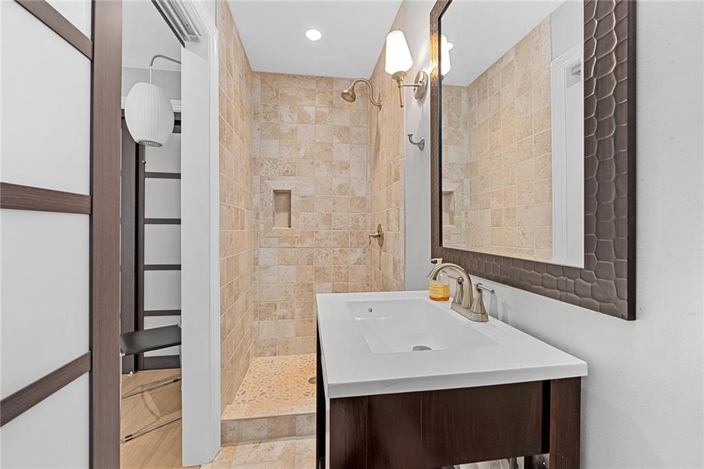 3259 Buckhead Forest Mews NE