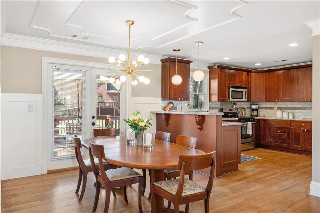 2369 Cloverdale Drive SE