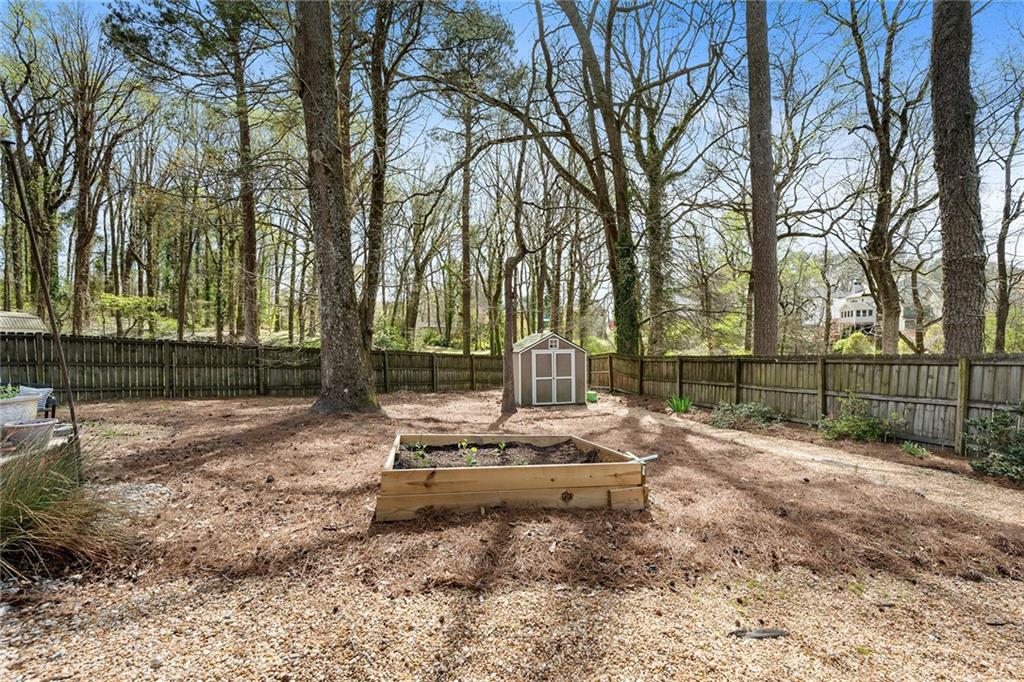 2369 Cloverdale Drive SE