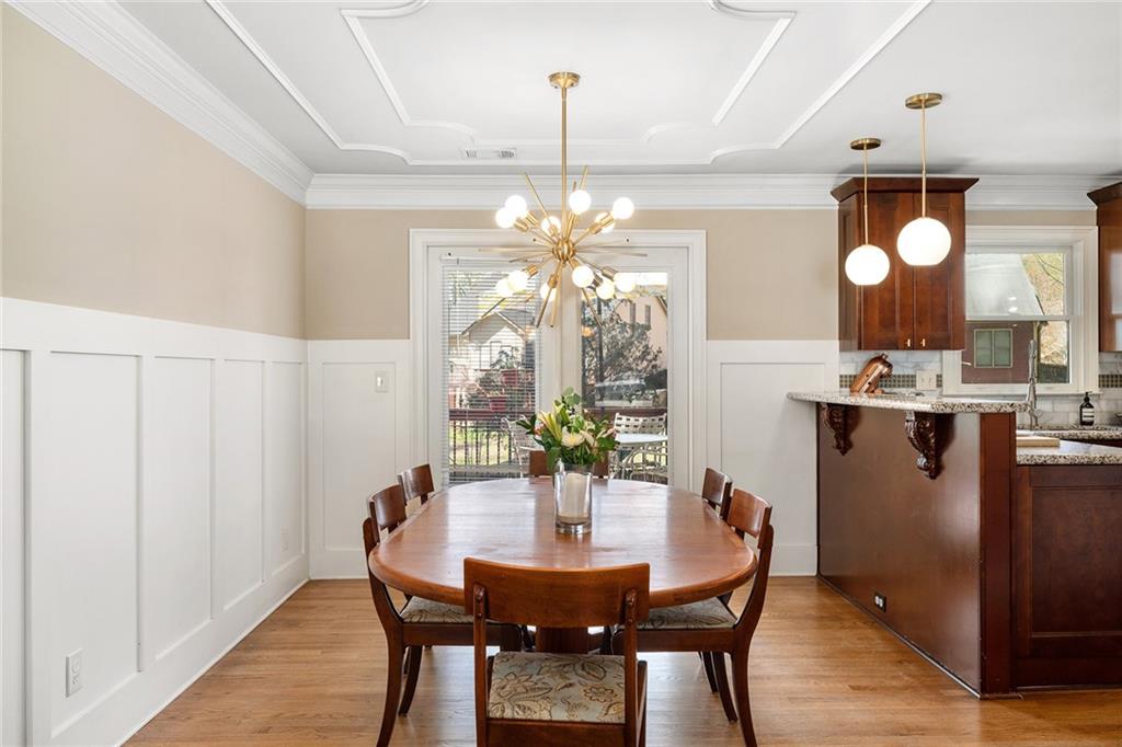 2369 Cloverdale Drive SE