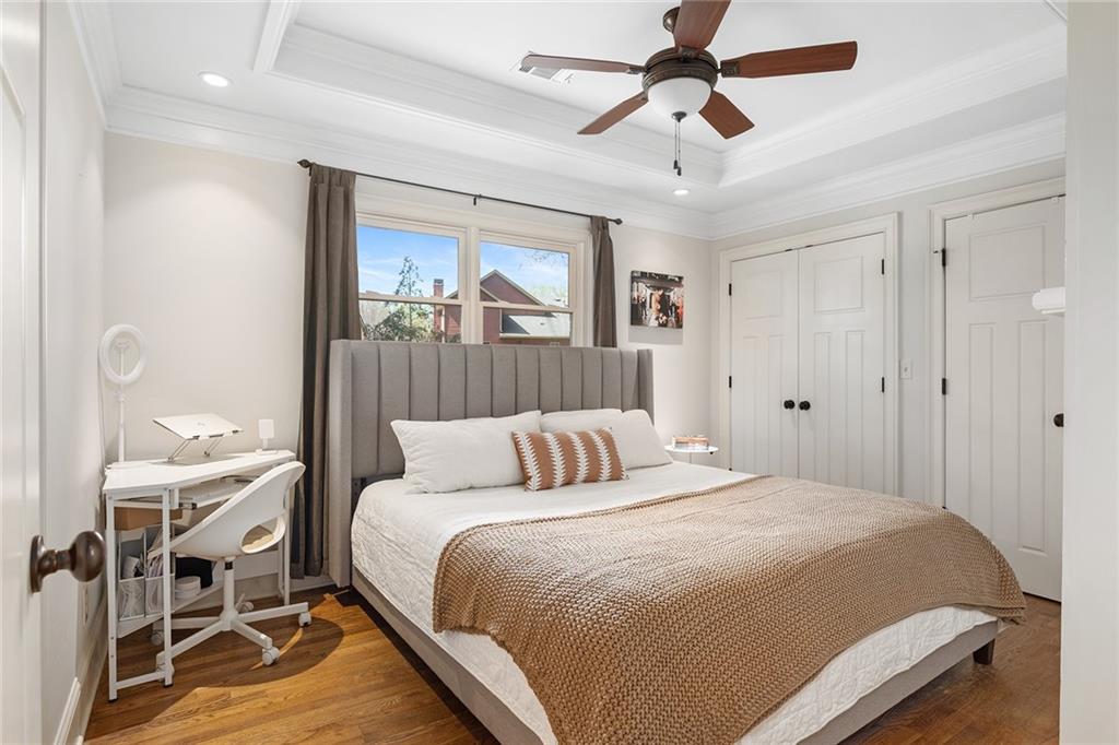 2369 Cloverdale Drive SE