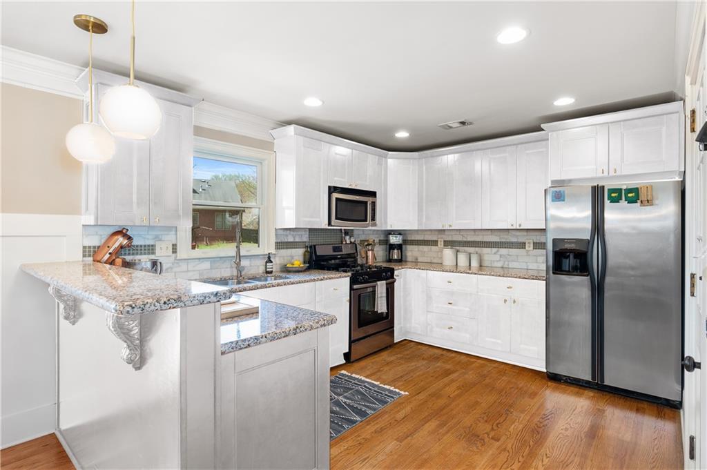 2369 Cloverdale Drive SE